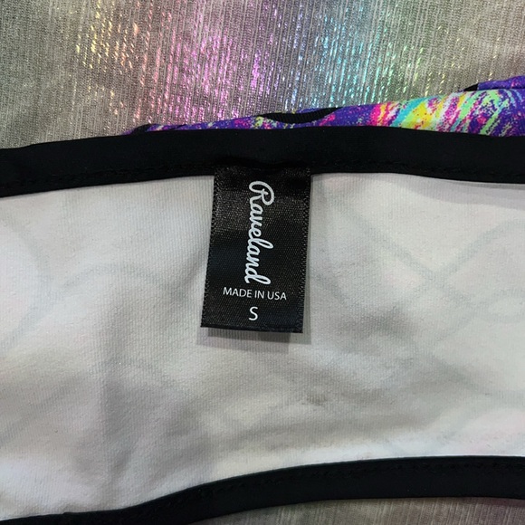 New Keyhole Rave Top - Picture 6 of 8